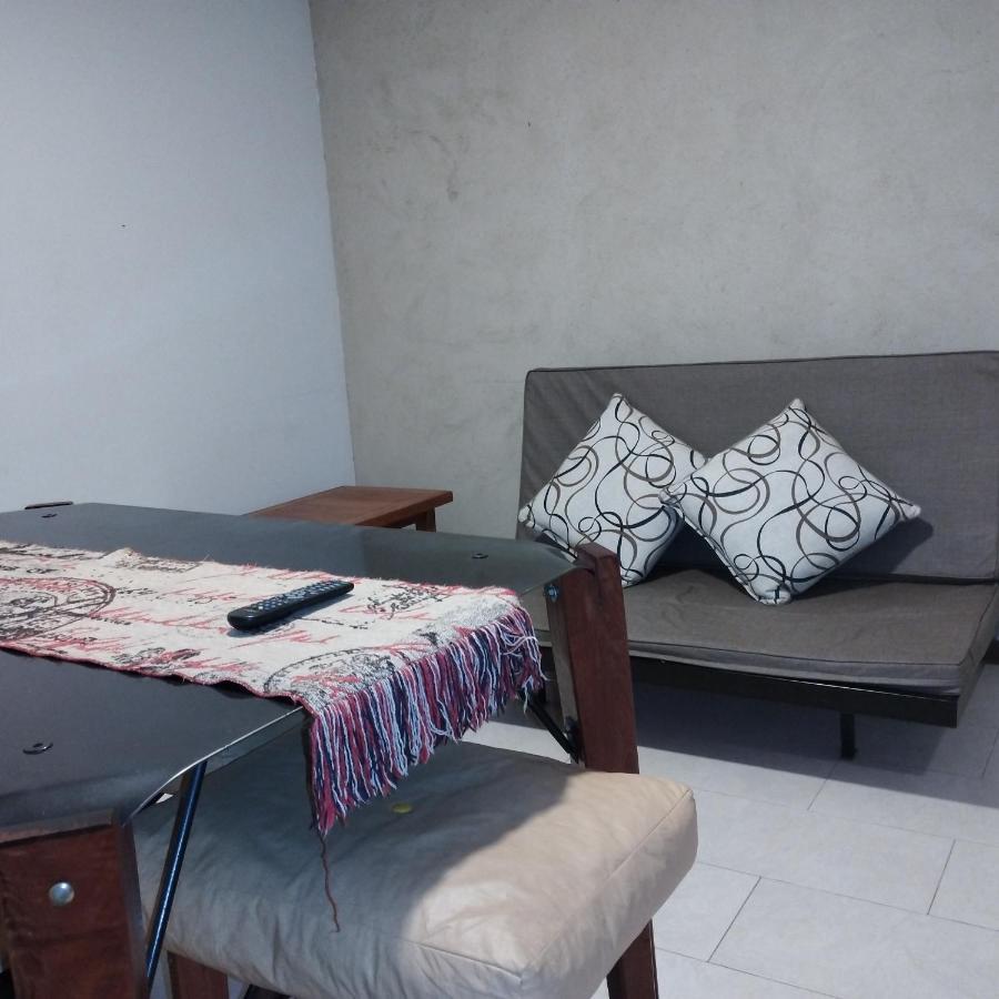 Las Rosas- Centro De Federacion- 3 Cuadras De La Playa- Solo Con Sena Ngoại thất bức ảnh