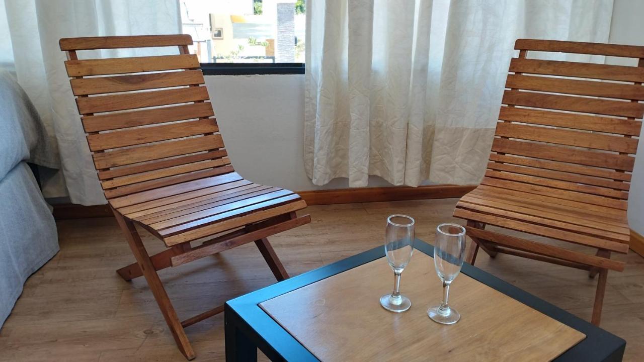 Las Rosas- Centro De Federacion- 3 Cuadras De La Playa- Solo Con Sena Ngoại thất bức ảnh